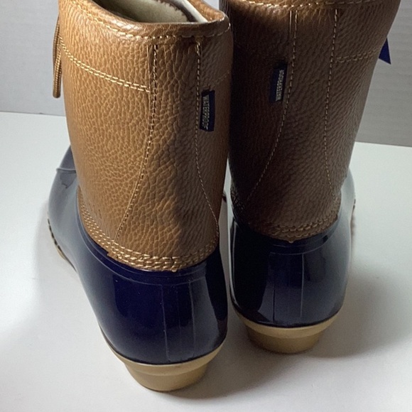 JBU NAVY/ TAN Women’s Maine Duck Boot, - Picture 4 of 7